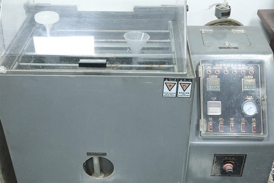 Salt spray tester